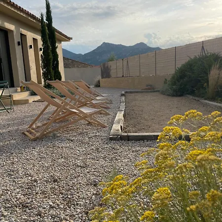 别墅 La Genevieve, Maison 6 Personnes Avec Piscine