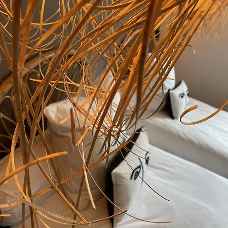 La Genevieve, Maison 6 Personnes Avec Piscine 卡伦扎纳