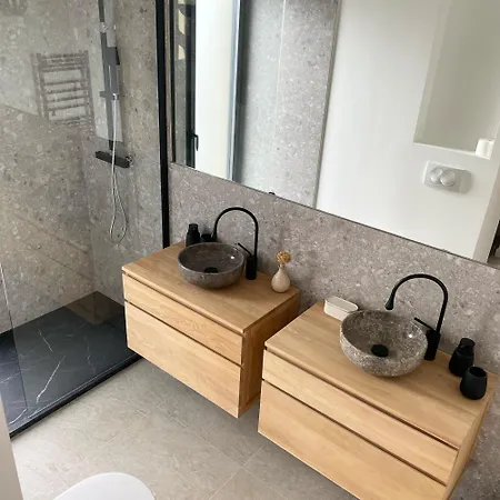 La Genevieve, Maison 6 Personnes Avec Piscine