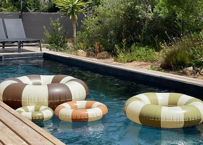 La Genevieve, Maison 6 Personnes Avec Piscine Calenzana