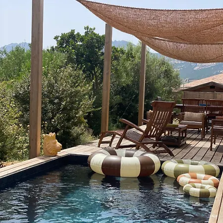 La Genevieve, Maison 6 Personnes Avec Piscine Willa Calenzana