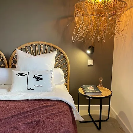 La Genevieve, Maison 6 Personnes Avec Piscine *