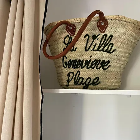 La Genevieve, Maison 6 Personnes Avec Piscine Willa *