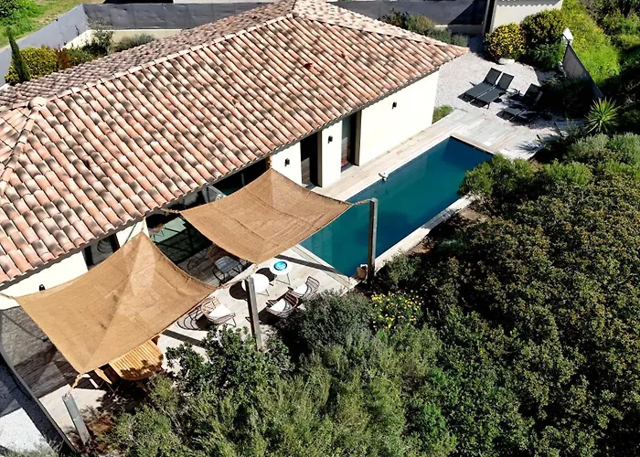La Geneviève, Maison 6 Personnes Avec Piscine * Calenzana