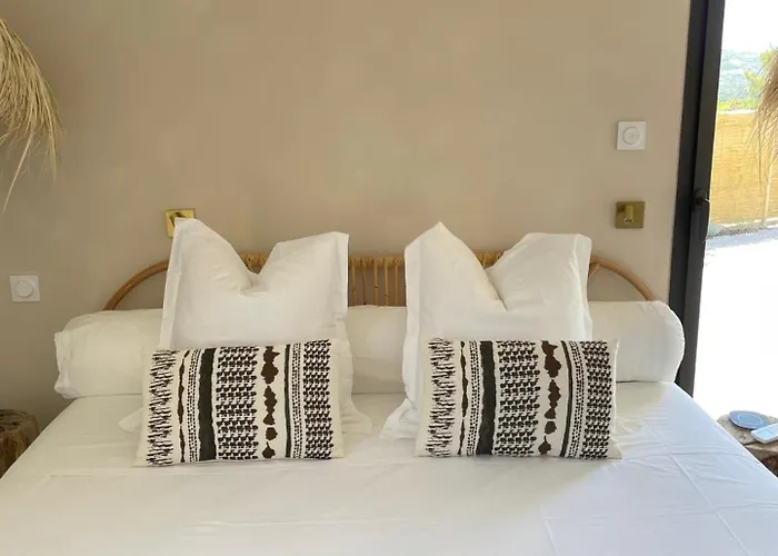 La Geneviève, Maison 6 Personnes Avec Piscine