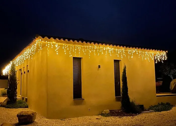La Geneviève, Maison 6 Personnes Avec Piscine