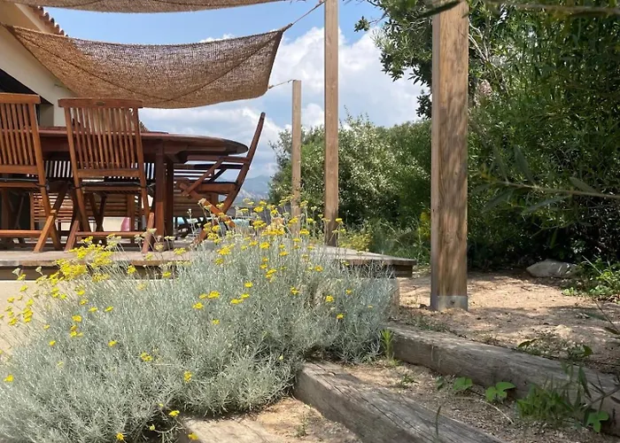 La Geneviève, Maison 6 Personnes Avec Piscine *