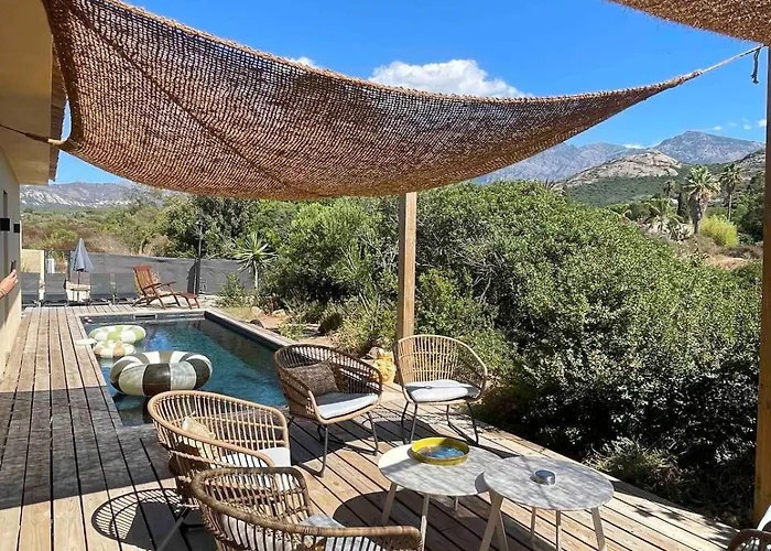 La Geneviève, Maison 6 Personnes Avec Piscine Calenzana