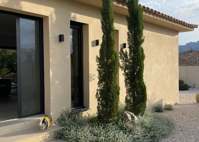 Villa La Geneviève, Maison 6 Personnes Avec Piscine Calenzana