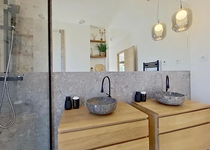 La Geneviève, Maison 6 Personnes Avec Piscine Villa